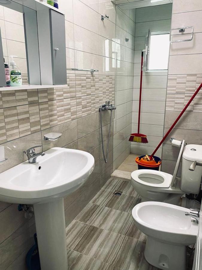 Kuta Apartments Tirane Exterior photo